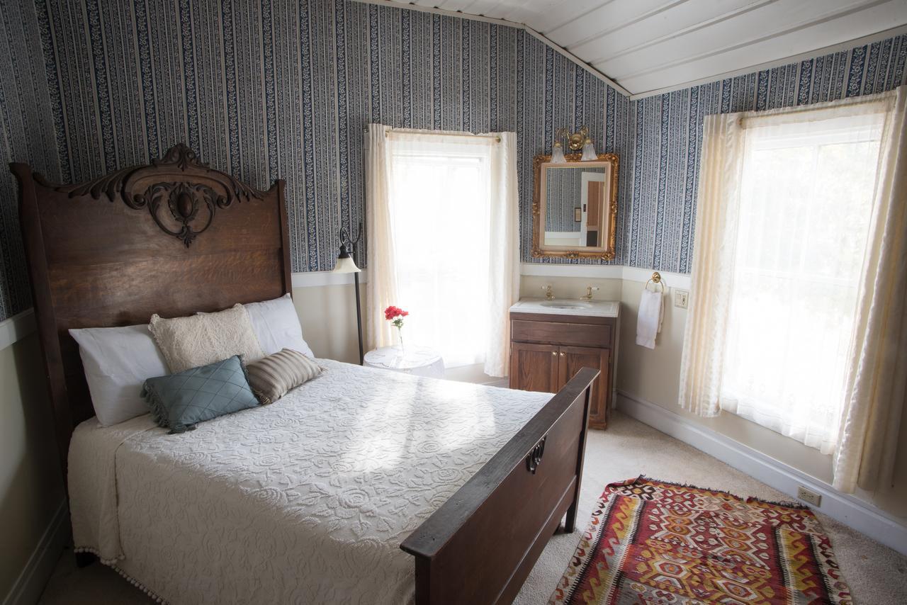 Avery Hotel Екстер'єр фото